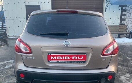 Nissan Qashqai+2 I, 2010 год, 850 000 рублей, 6 фотография