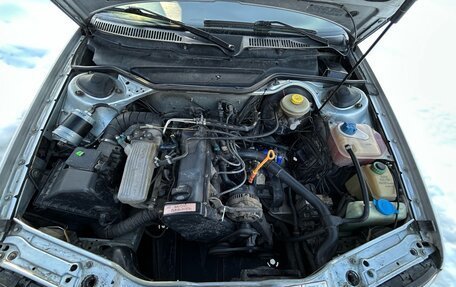 Audi A6, 1995 год, 450 000 рублей, 17 фотография