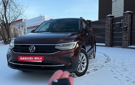 Volkswagen Tiguan II, 2021 год, 3 000 000 рублей, 5 фотография