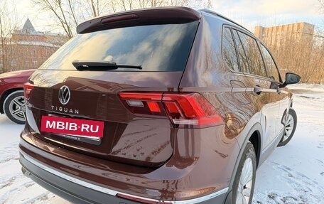 Volkswagen Tiguan II, 2021 год, 3 000 000 рублей, 8 фотография