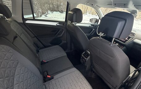 Volkswagen Tiguan II, 2021 год, 3 000 000 рублей, 15 фотография