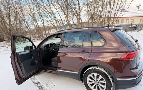 Volkswagen Tiguan II, 2021 год, 3 000 000 рублей, 18 фотография