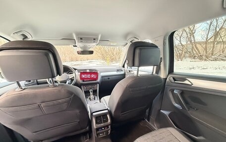 Volkswagen Tiguan II, 2021 год, 3 000 000 рублей, 13 фотография