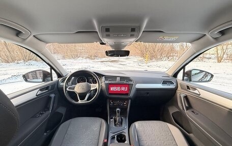 Volkswagen Tiguan II, 2021 год, 3 000 000 рублей, 12 фотография