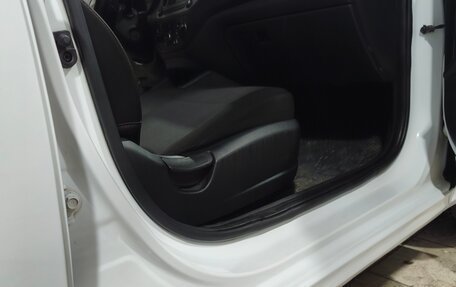 Hyundai Solaris II рестайлинг, 2018 год, 850 000 рублей, 11 фотография