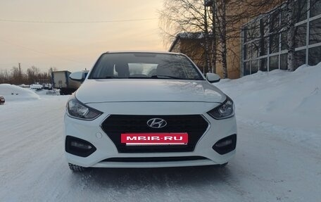 Hyundai Solaris II рестайлинг, 2018 год, 850 000 рублей, 7 фотография