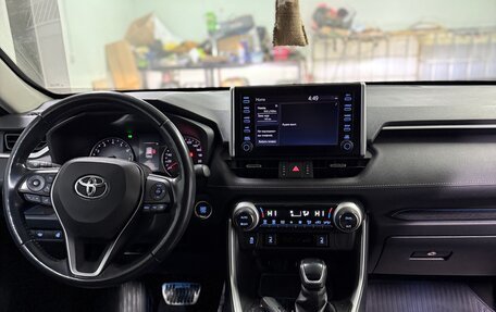 Toyota RAV4, 2019 год, 3 070 000 рублей, 7 фотография