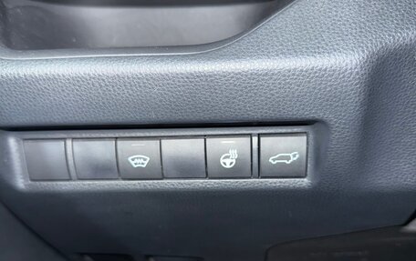 Toyota RAV4, 2019 год, 3 070 000 рублей, 9 фотография