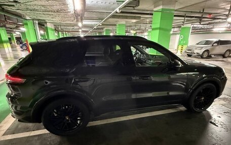 Porsche Cayenne III, 2023 год, 14 000 000 рублей, 4 фотография