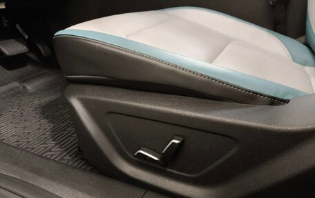 Geely Emgrand, 2023 год, 1 670 000 рублей, 13 фотография