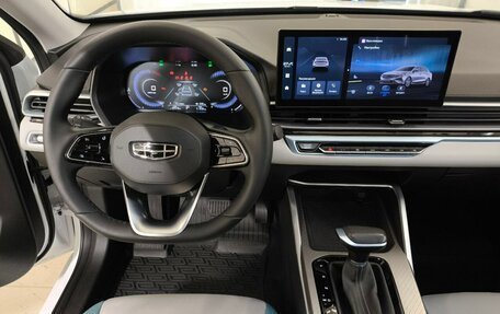 Geely Emgrand, 2023 год, 1 670 000 рублей, 18 фотография