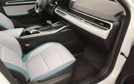 Geely Emgrand, 2023 год, 1 670 000 рублей, 10 фотография