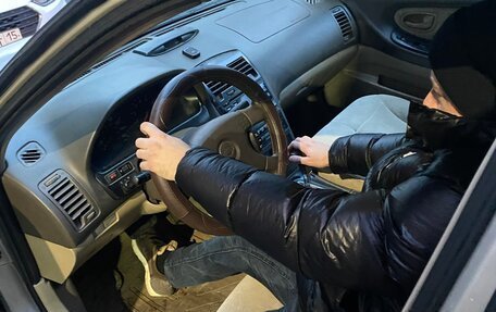 Nissan Maxima IV, 2000 год, 350 000 рублей, 6 фотография