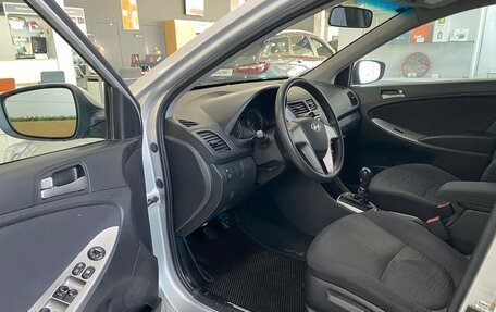 Hyundai Solaris II рестайлинг, 2016 год, 799 000 рублей, 9 фотография