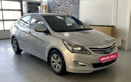 Hyundai Solaris II рестайлинг, 2016 год, 799 000 рублей, 3 фотография