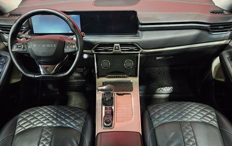 CheryExeed TXL, 2022 год, 2 299 000 рублей, 9 фотография