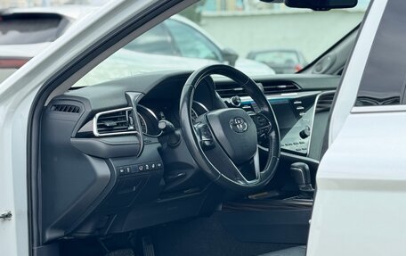 Toyota Camry, 2020 год, 3 500 000 рублей, 13 фотография