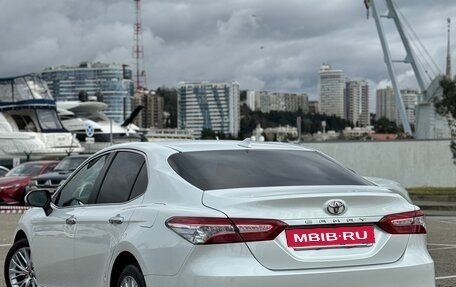 Toyota Camry, 2020 год, 3 500 000 рублей, 10 фотография