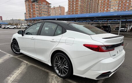 Toyota Camry, 2025 год, 4 400 000 рублей, 6 фотография