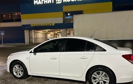 Chevrolet Cruze II, 2013 год, 620 000 рублей, 3 фотография