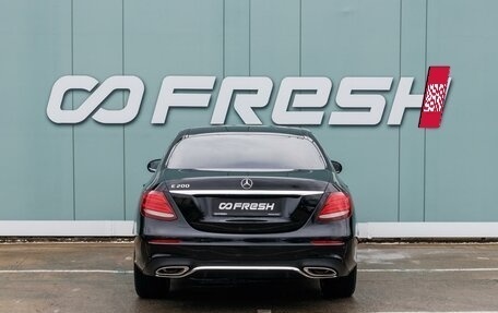 Mercedes-Benz E-Класс, 2019 год, 2 750 000 рублей, 4 фотография