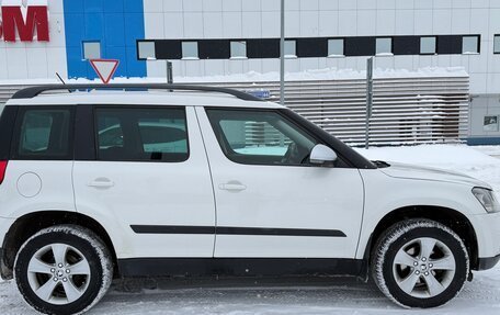 Skoda Yeti I рестайлинг, 2014 год, 880 000 рублей, 2 фотография