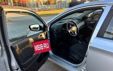 Hyundai Solaris II рестайлинг, 2014 год, 1 200 000 рублей, 9 фотография