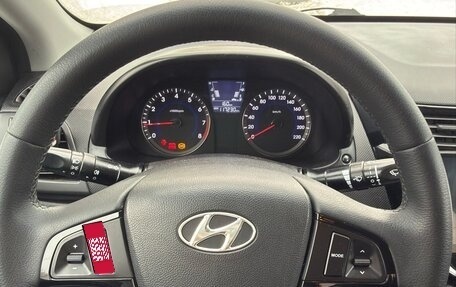 Hyundai Solaris II рестайлинг, 2013 год, 800 000 рублей, 7 фотография