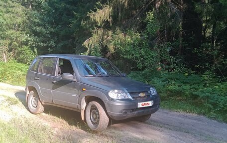 Chevrolet Niva I рестайлинг, 2011 год, 350 000 рублей, 6 фотография
