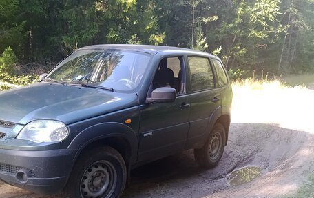 Chevrolet Niva I рестайлинг, 2011 год, 350 000 рублей, 5 фотография