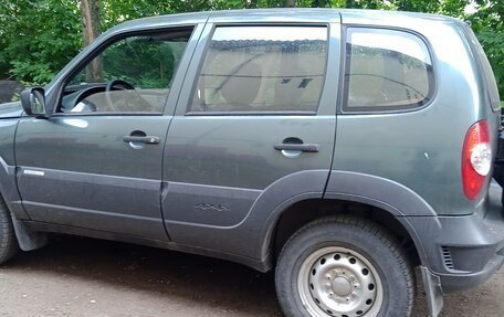 Chevrolet Niva I рестайлинг, 2011 год, 350 000 рублей, 10 фотография