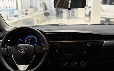 Toyota Corolla, 2013 год, 1 098 000 рублей, 7 фотография