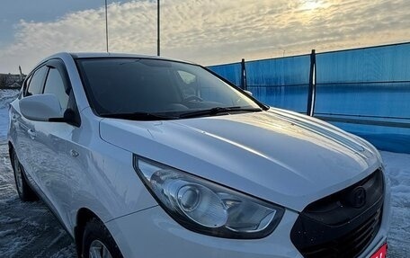 Hyundai ix35 I рестайлинг, 2011 год, 1 100 000 рублей, 1 фотография