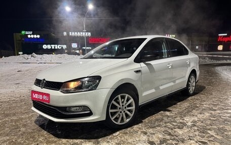 Volkswagen Polo VI (EU Market), 2017 год, 749 000 рублей, 3 фотография
