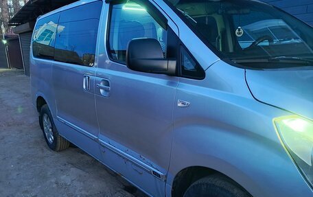 Hyundai Grand Starex Grand Starex I рестайлинг 2, 2009 год, 900 000 рублей, 8 фотография