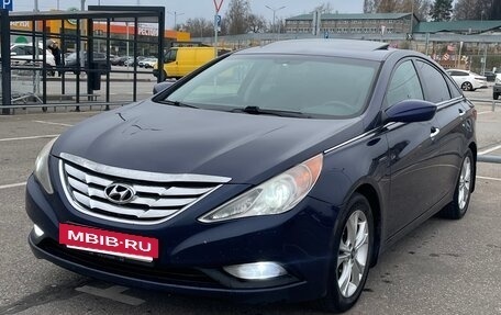 Hyundai Sonata VI, 2010 год, 850 000 рублей, 8 фотография