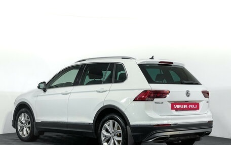 Volkswagen Tiguan II, 2018 год, 2 997 000 рублей, 7 фотография