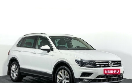 Volkswagen Tiguan II, 2018 год, 2 997 000 рублей, 3 фотография