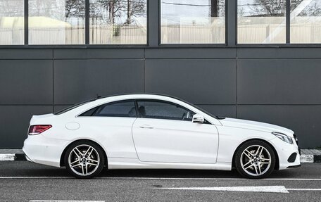 Mercedes-Benz E-Класс, 2015 год, 1 869 000 рублей, 5 фотография