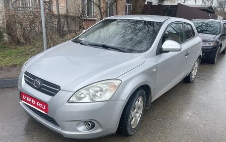 KIA cee'd I рестайлинг, 2008 год, 649 000 рублей, 1 фотография
