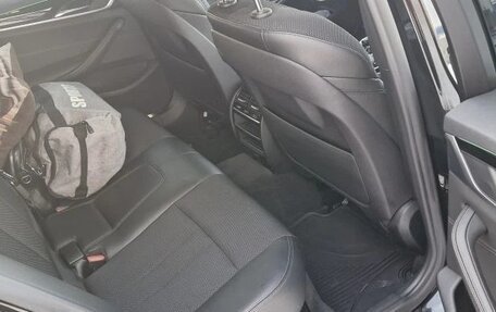 BMW 5 серия, 2018 год, 3 320 000 рублей, 8 фотография