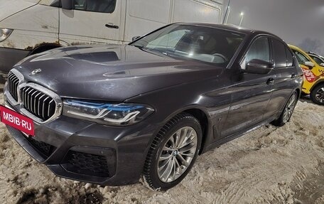 BMW 5 серия, 2019 год, 2 100 000 рублей, 4 фотография