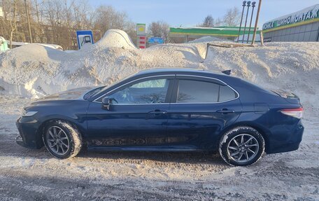 Toyota Camry, 2018 год, 2 700 000 рублей, 4 фотография