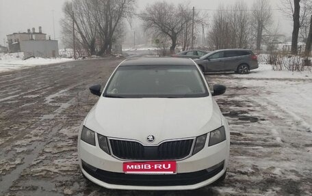Skoda Octavia, 2018 год, 1 850 000 рублей, 3 фотография
