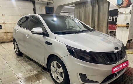 KIA Rio III рестайлинг, 2012 год, 590 000 рублей, 3 фотография
