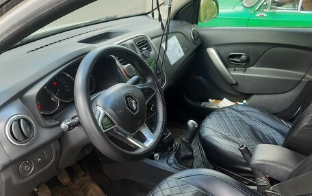 Renault Logan II, 2020 год, 958 088 рублей, 2 фотография