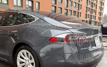 Tesla Model S I, 2018 год, 3 200 000 рублей, 4 фотография