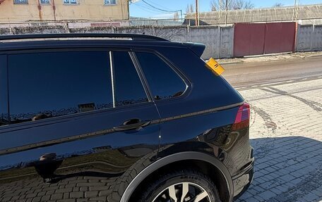 Volkswagen Tiguan II, 2021 год, 3 750 000 рублей, 10 фотография