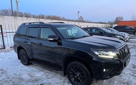 Toyota Land Cruiser Prado 150 рестайлинг 2, 2020 год, 6 250 000 рублей, 7 фотография