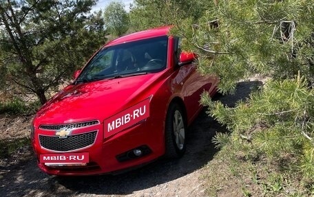 Chevrolet Cruze II, 2012 год, 875 000 рублей, 3 фотография